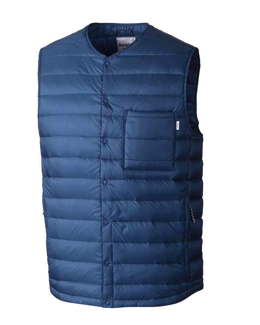 DOWN VEST